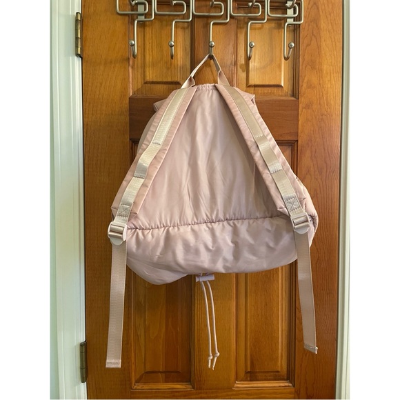 Blogilates Mini Backpack - Lilac Haze - Picture 6 of 7